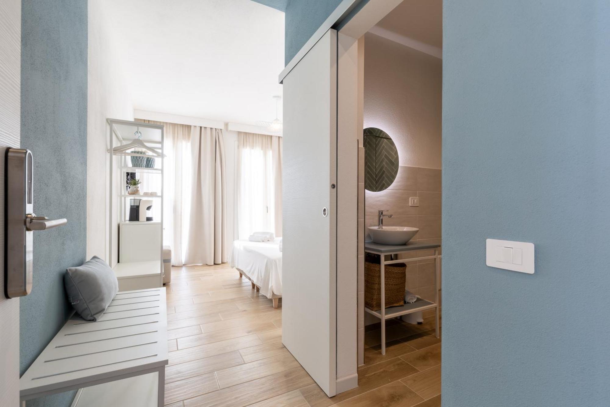 Delphis Pula Rooms Εξωτερικό φωτογραφία